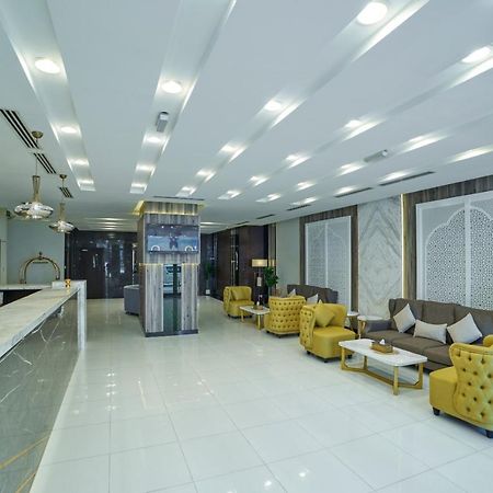 Afaq Tower Apartamento Manama Exterior foto