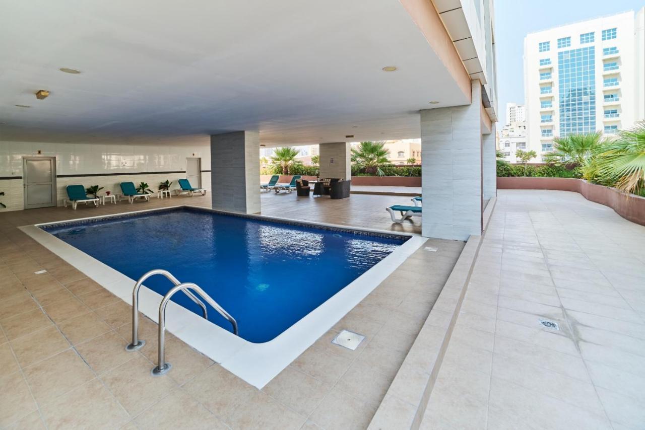 Afaq Tower Apartamento Manama Exterior foto